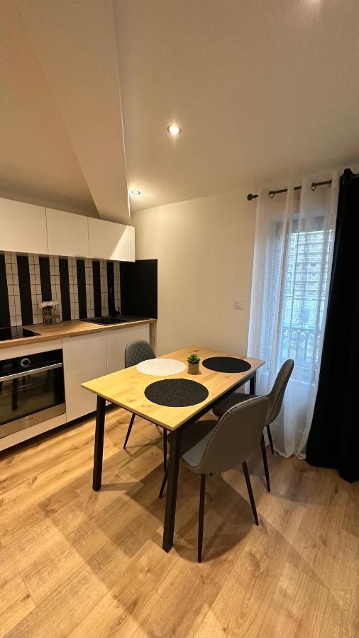 Katrine Apartment แซงต์-เอเตียน ภายนอก รูปภาพ